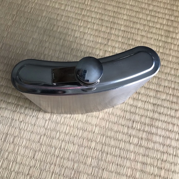 Sharper Image oversized  stainless steel flask - Picture 3 of 7